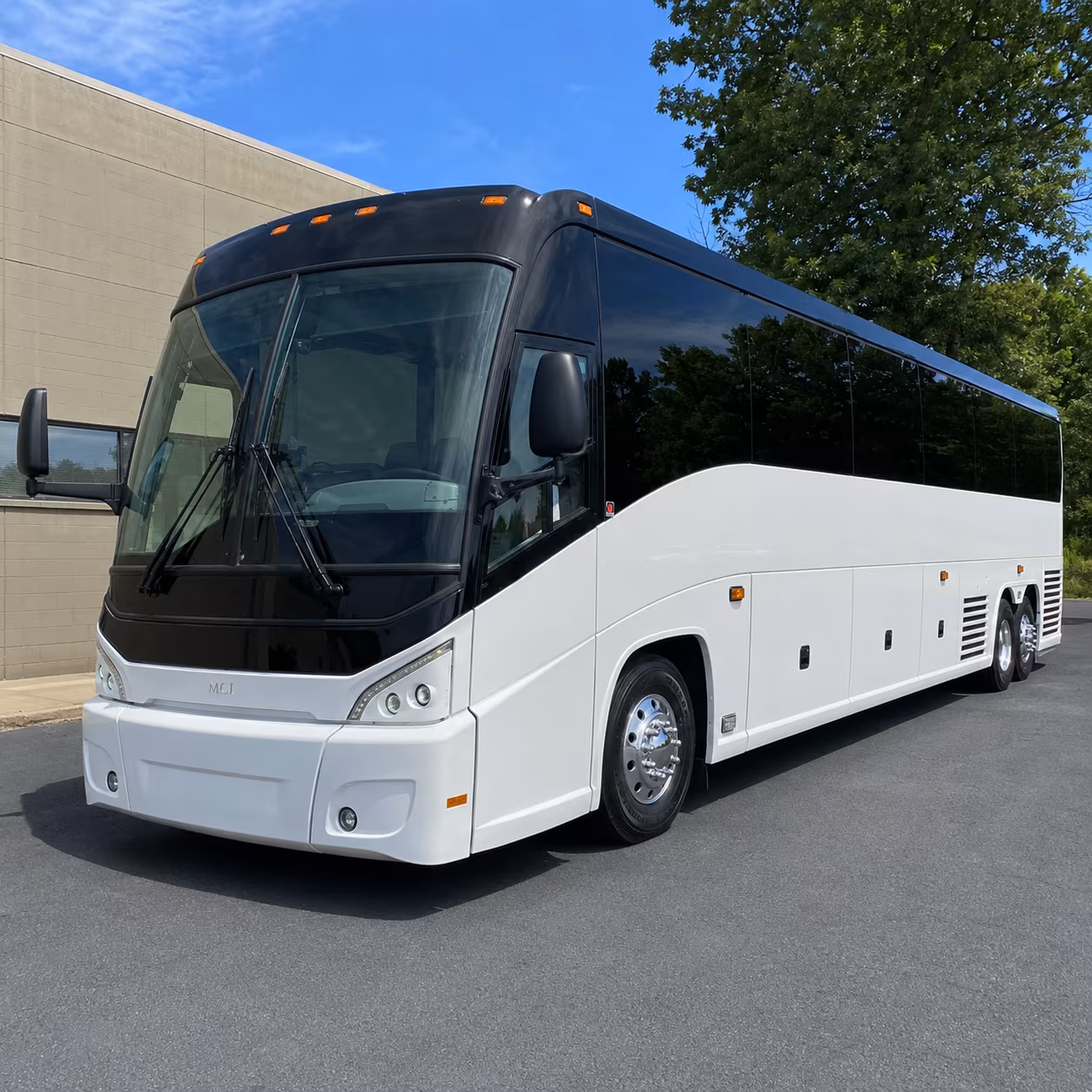 lakewood airport shuttles for your travel needs