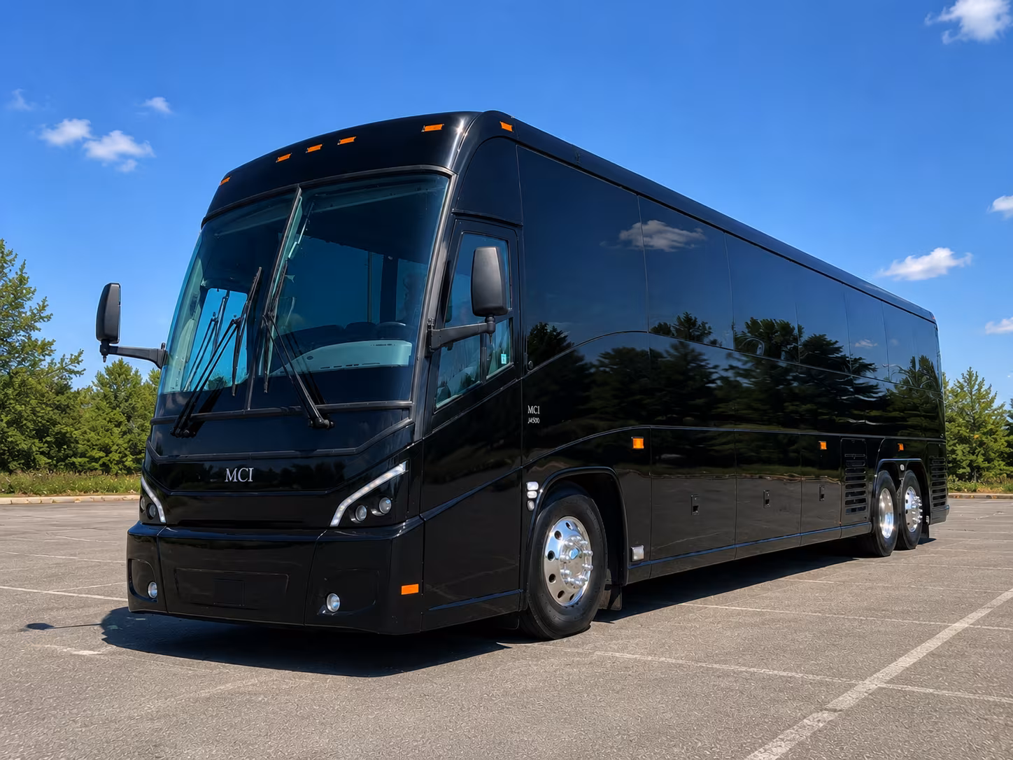 ski resort trips from thornton are easy with long distance bus rentals