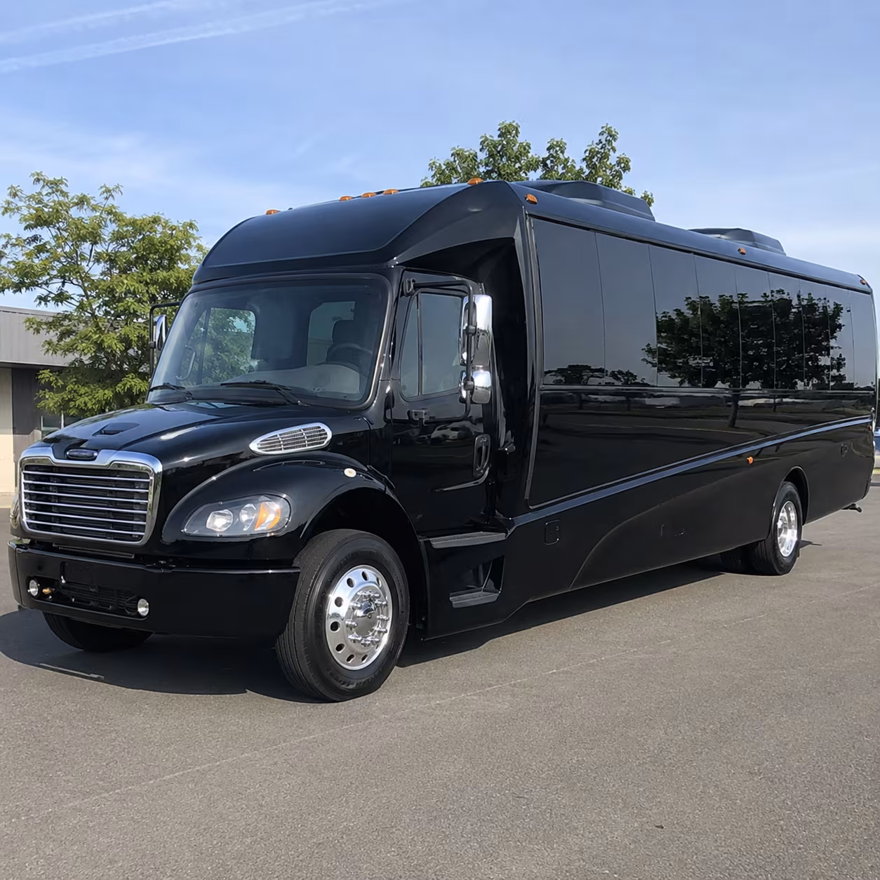 thorntoncharterbuscompany com helps you move your team to denver s convention venues