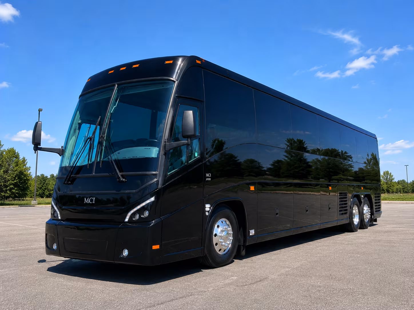 thorntoncharterbuscompany com puts long distance colorado destinations within easy reach